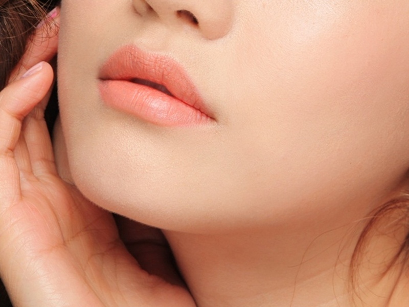 Phun Môi Màu Nude Đẹp Tự Nhiên